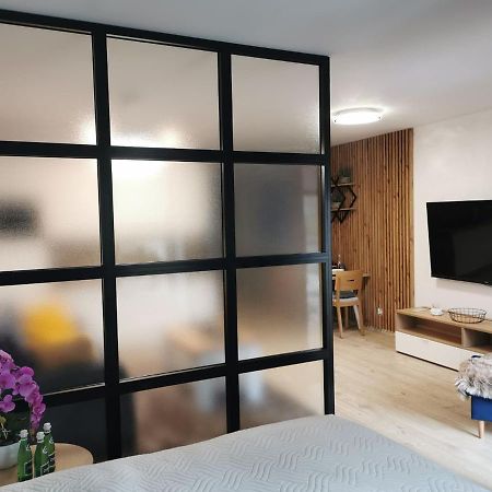 Nadmorskie Tarasy - Apartament D213 Z Garazem I Rowerami Kolobrzeg Ngoại thất bức ảnh