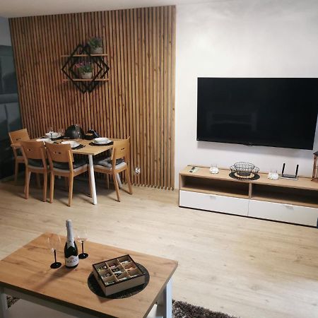 Nadmorskie Tarasy - Apartament D213 Z Garazem I Rowerami Kolobrzeg Ngoại thất bức ảnh