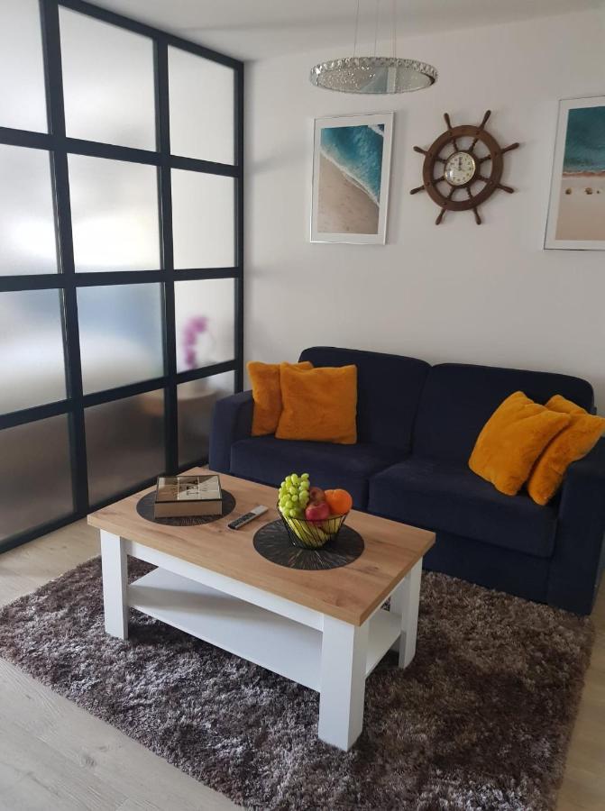 Nadmorskie Tarasy - Apartament D213 Z Garazem I Rowerami Kolobrzeg Ngoại thất bức ảnh